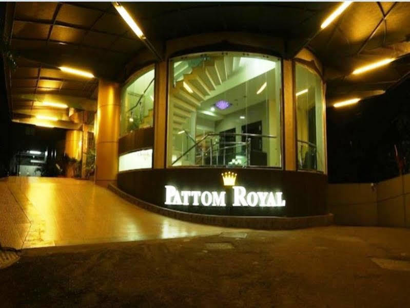 Pattom Royal Hotel Thiruvananthapuram Dış mekan fotoğraf