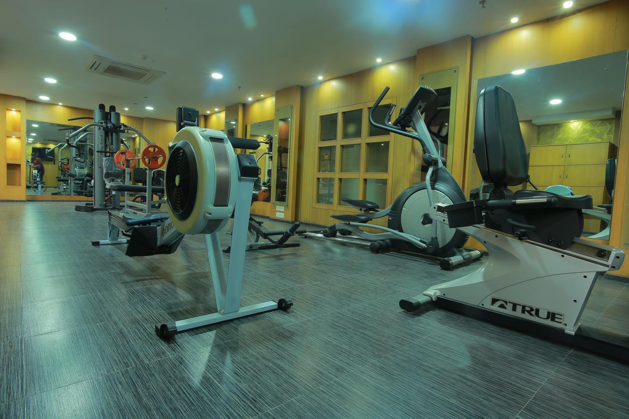 Pattom Royal Hotel Thiruvananthapuram Dış mekan fotoğraf
