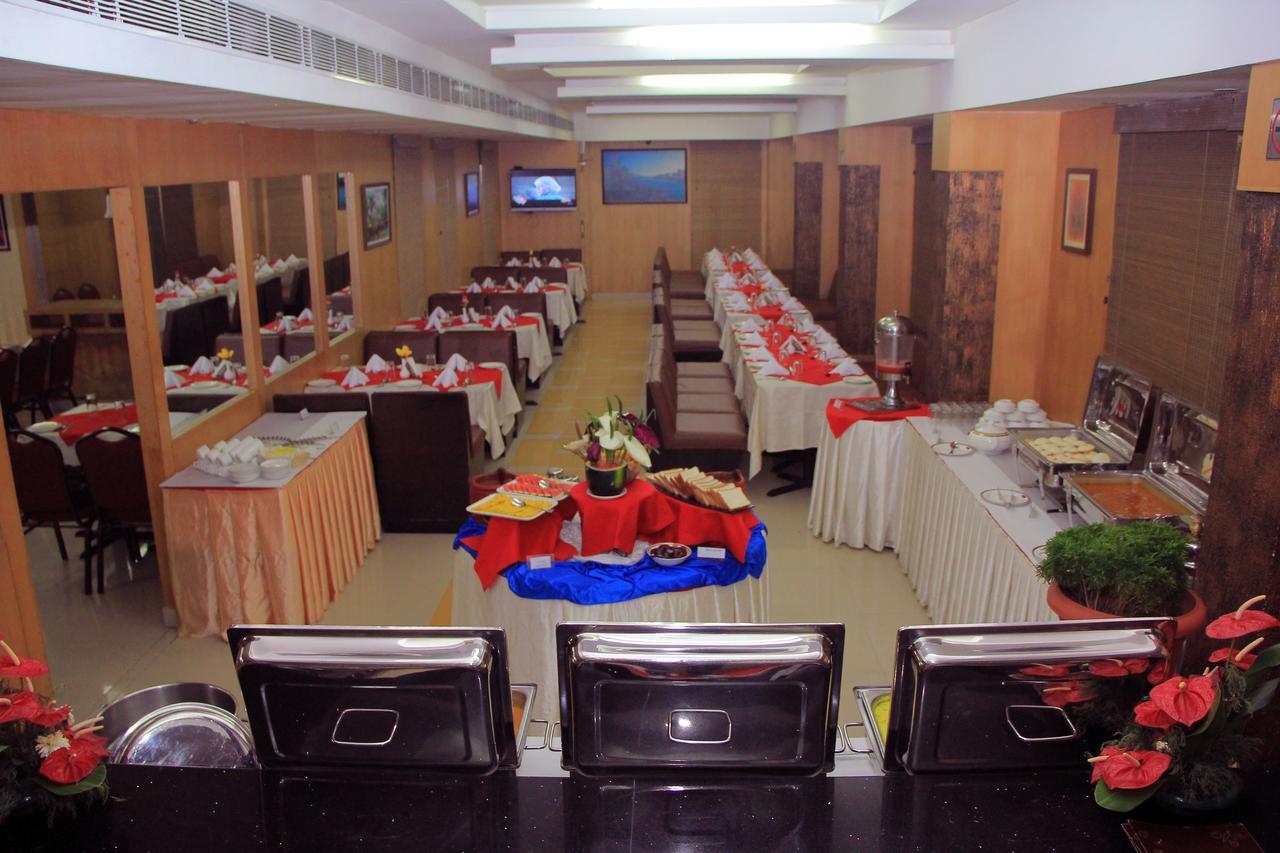 Pattom Royal Hotel Thiruvananthapuram Dış mekan fotoğraf