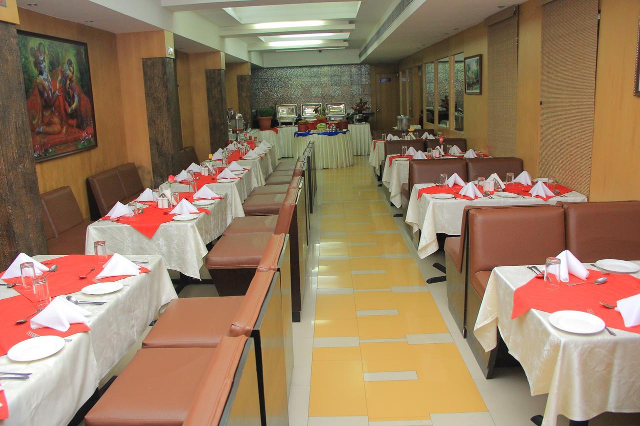 Pattom Royal Hotel Thiruvananthapuram Dış mekan fotoğraf