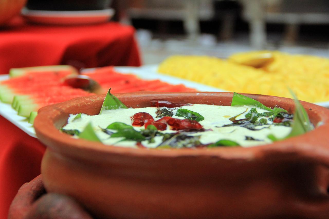 Pattom Royal Hotel Thiruvananthapuram Dış mekan fotoğraf